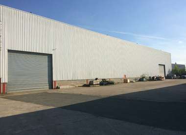 Local d'activité 7950 m²
