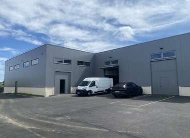 Local d'activité 363 m²