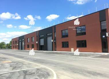 Local d'activité 131 m²