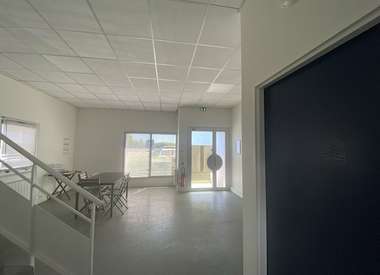 Local d'activité 360 m²