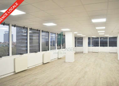 Bureaux 92 m²