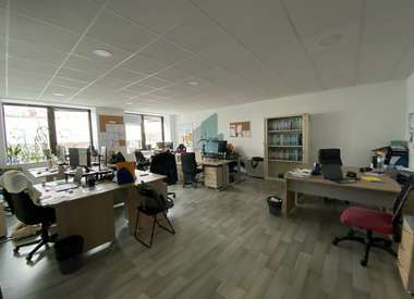 Bureaux 295 m²