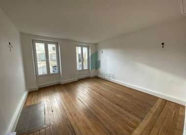 Bureaux 168 m²