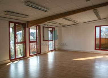 Bureaux 85 m²