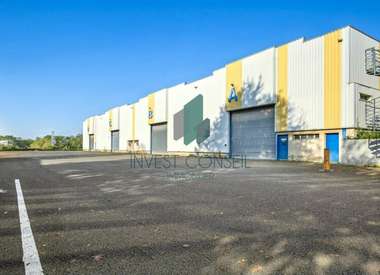 Local d'activité 4627 m²