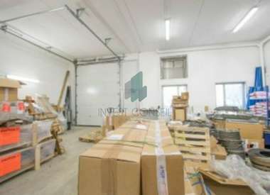 Local d'activité 764 m²