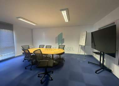 Bureaux 238 m²