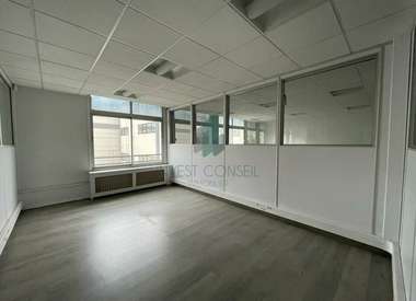 Bureaux 800 m²