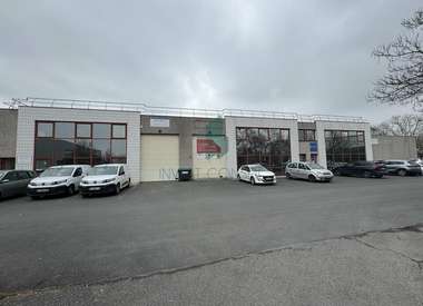 Local d'activité 578 m²