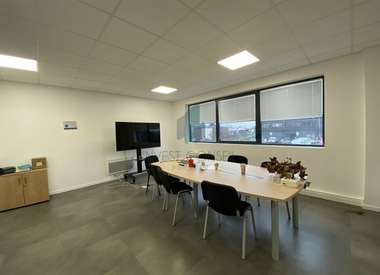 Bureaux 117 m²