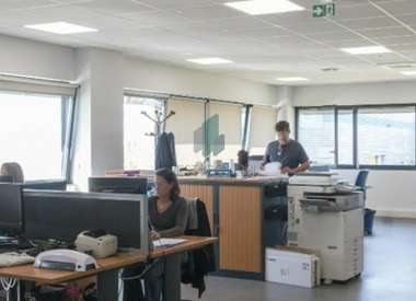 Bureaux 750 m²